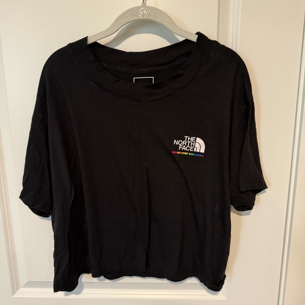 The North Face Women's Cropped Tee - XL - Black, Pride edition